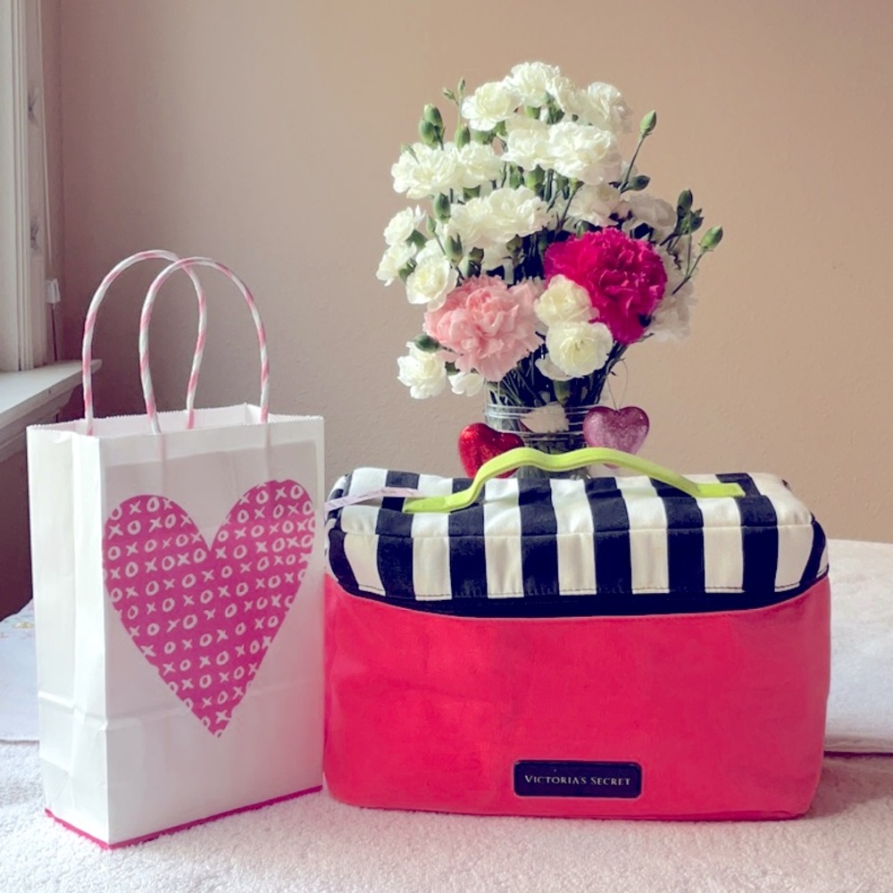 💄💋 VICTORIA’S SECRET TRAVEL CASE 💄💋